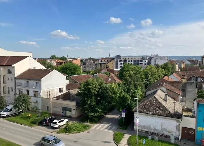 View Rooftop Loft For Friends - Floor- Centar Apartman Novi Sad